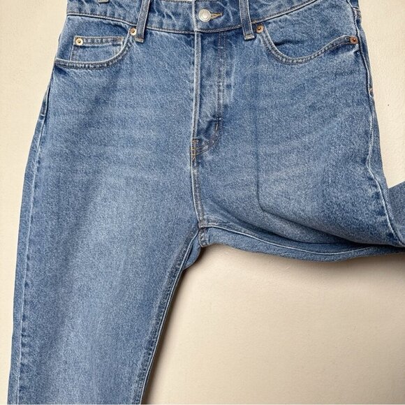 H&M Womens 6 Straight High Rise Jeans Medium Wash - Picture 7 of 13
